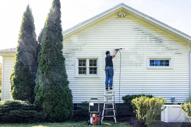 Garage Pressure Washing in Ellwood City, PA